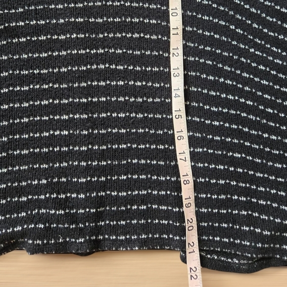 Maison Jules Black Striped Poncho Pullover Knit Sweater Size Small - Picture 8 of 9